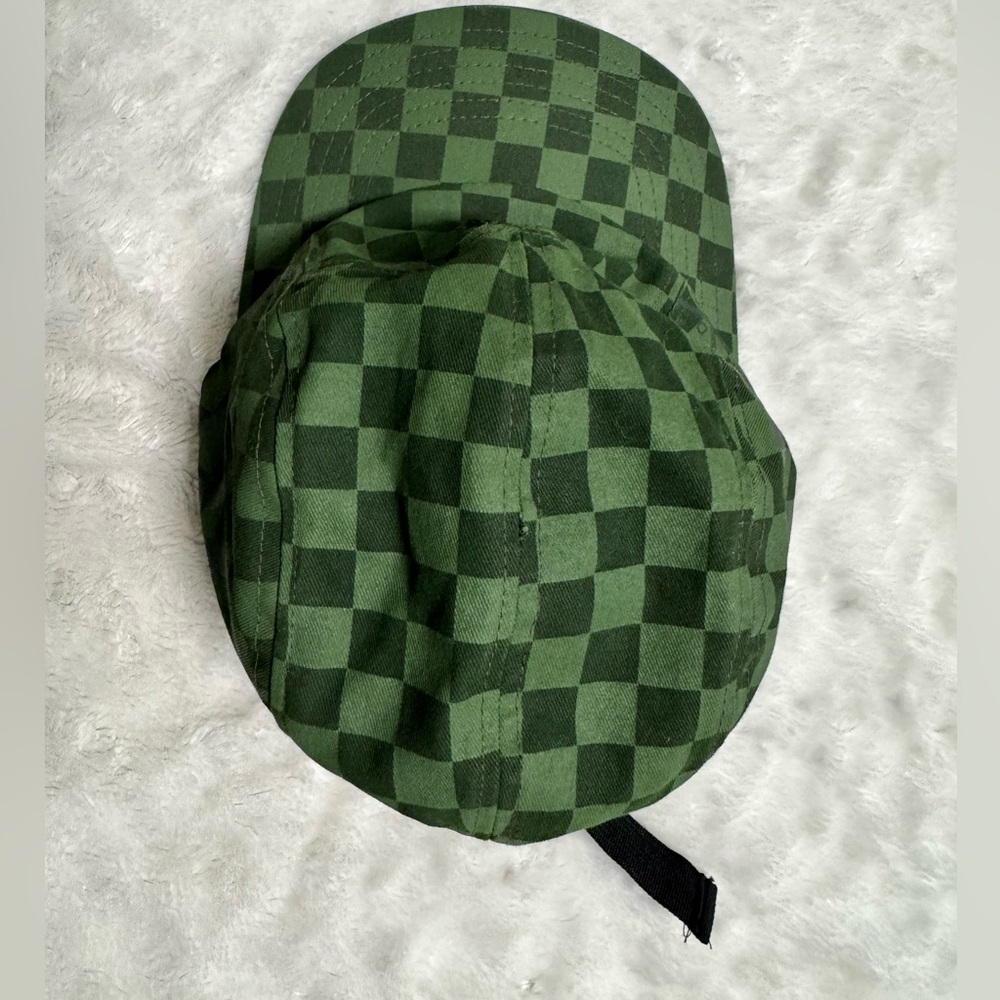 10.Deep Green Checkered Men's Hat - Picture 2 of 12